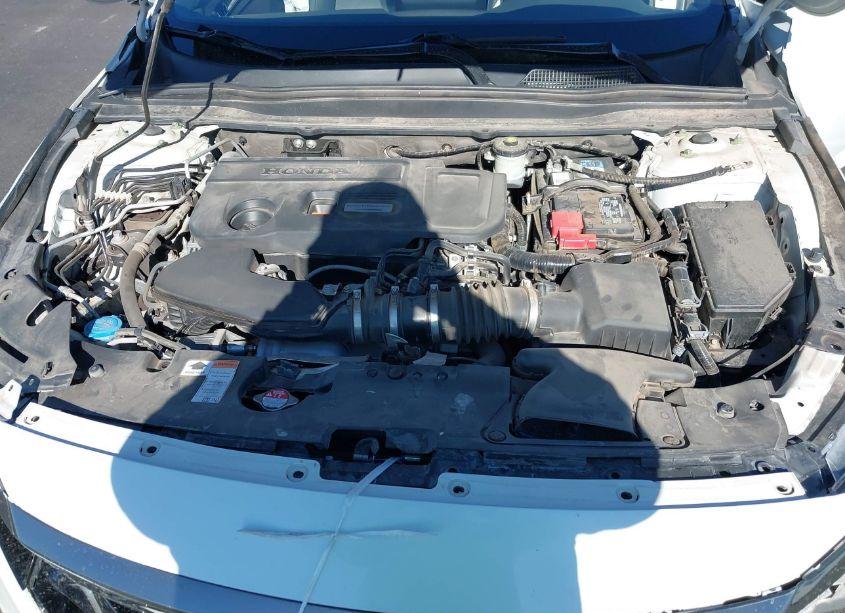 Photo 10 of 2019 Honda Accord SPORT 2.0T (VIN 1HGCV2F37KA001382)
