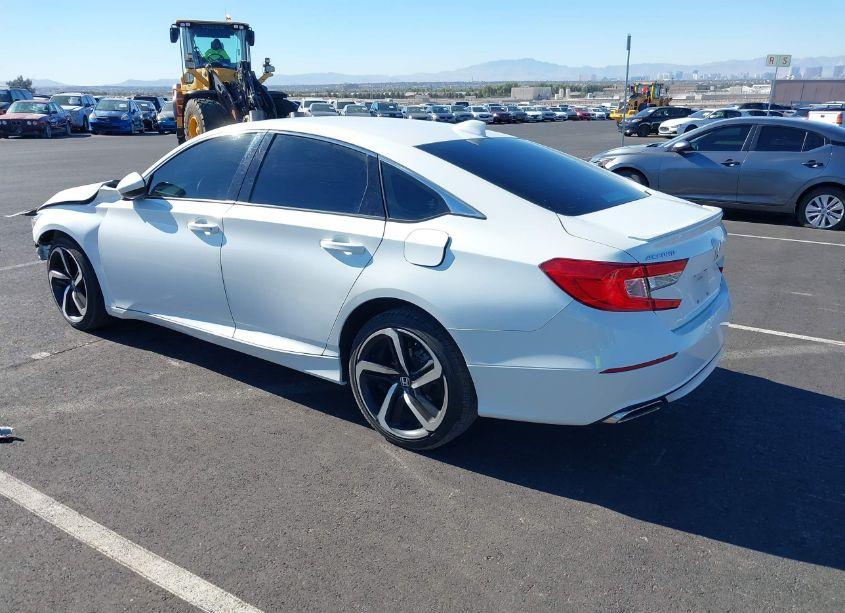 Photo 3 of 2019 Honda Accord SPORT 2.0T (VIN 1HGCV2F37KA001382)