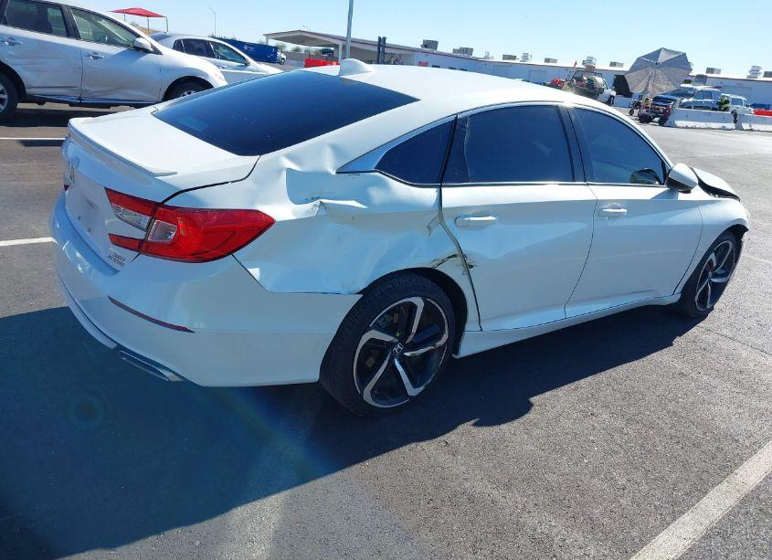 Photo 4 of 2019 Honda Accord SPORT 2.0T (VIN 1HGCV2F37KA001382)
