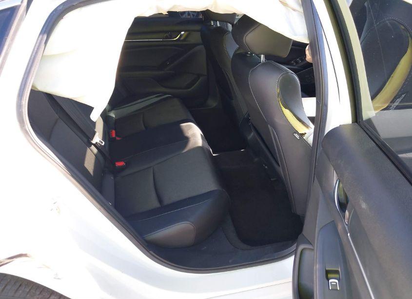 Photo 8 of 2019 Honda Accord SPORT 2.0T (VIN 1HGCV2F37KA001382)
