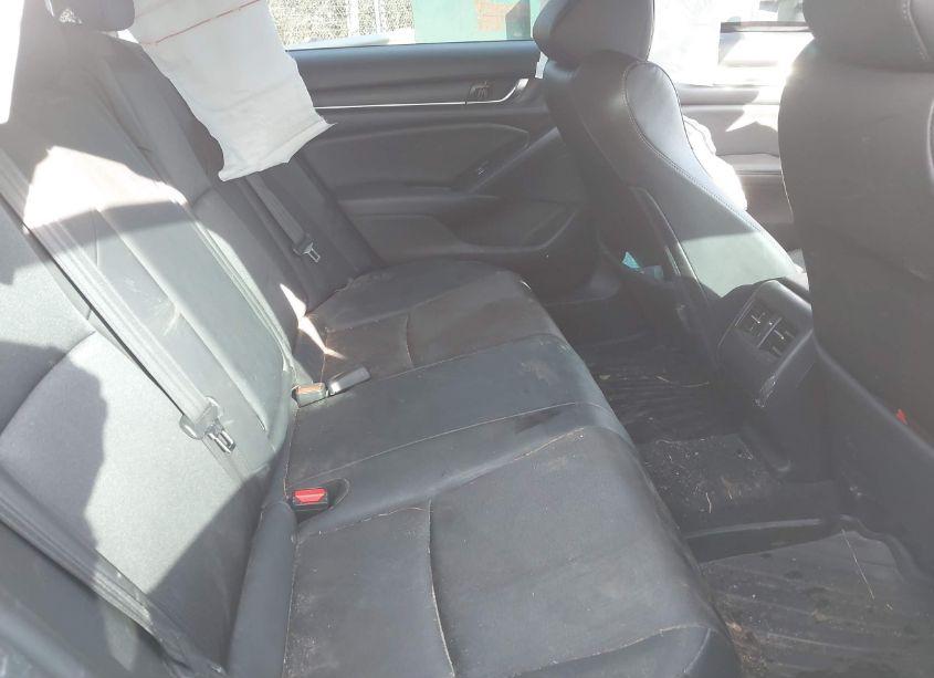 Photo 8 of 2019 Honda Accord SPORT 2.0T (VIN 1HGCV2F37KA005531)