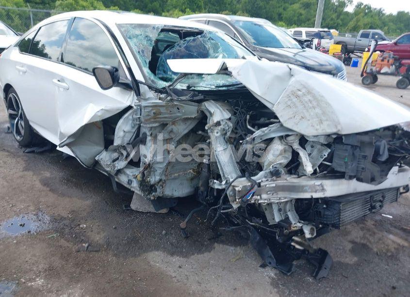 Photo 6 of 2019 Honda Accord SPORT 2.0T (VIN 1HGCV2F37KA012673)