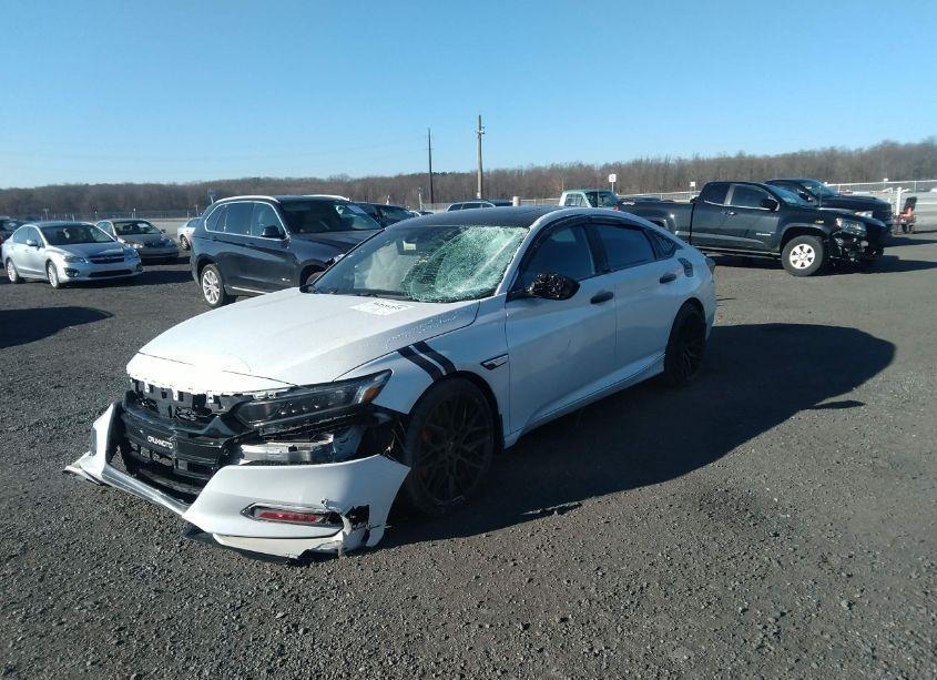 Photo 2 of 2019 Honda Accord SPORT 2.0T (VIN 1HGCV2F37KA036049)