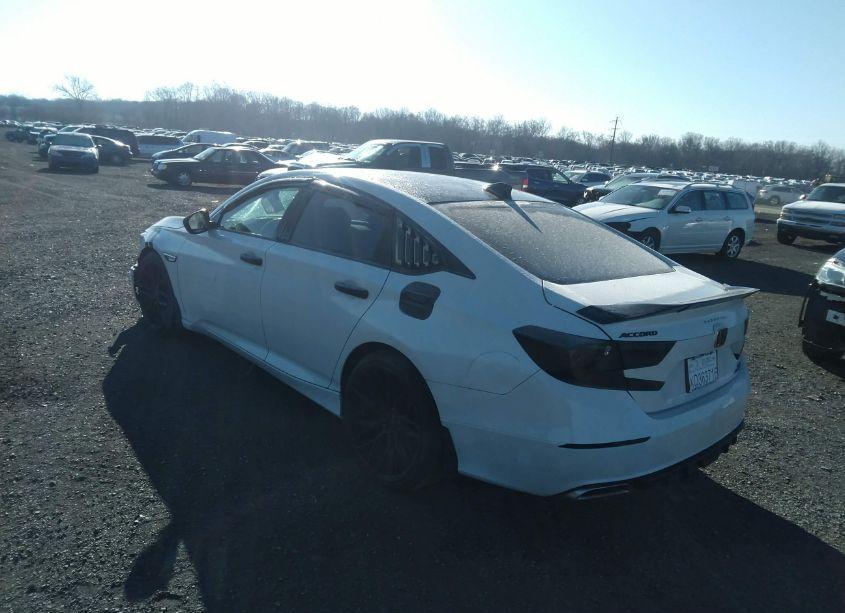 Photo 3 of 2019 Honda Accord SPORT 2.0T (VIN 1HGCV2F37KA036049)