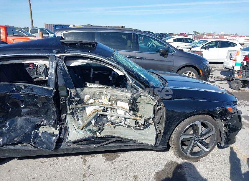 Photo 6 of 2020 Honda Accord SPORT 2.0T (VIN 1HGCV2F37LA023304)