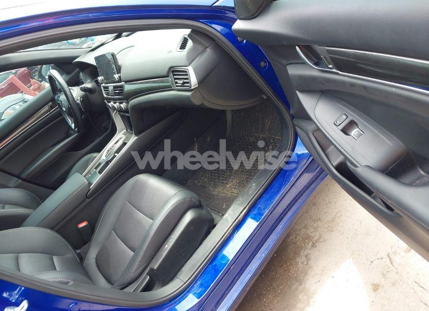 Photo 5 of 2021 Honda Accord SPORT 2.0T (VIN 1HGCV2F37MA012790)
