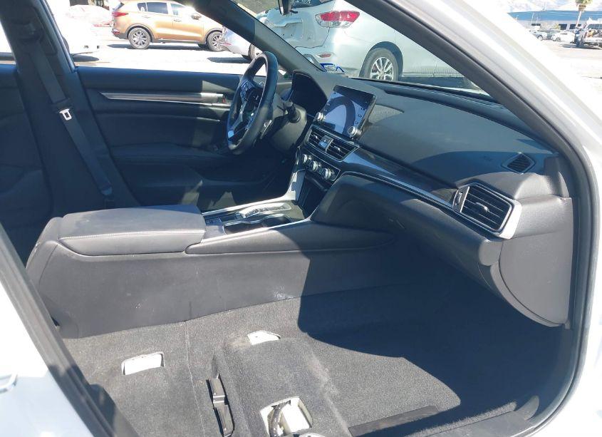 Photo 5 of 2021 Honda Accord SPORT 2.0T (VIN 1HGCV2F37MA018203)