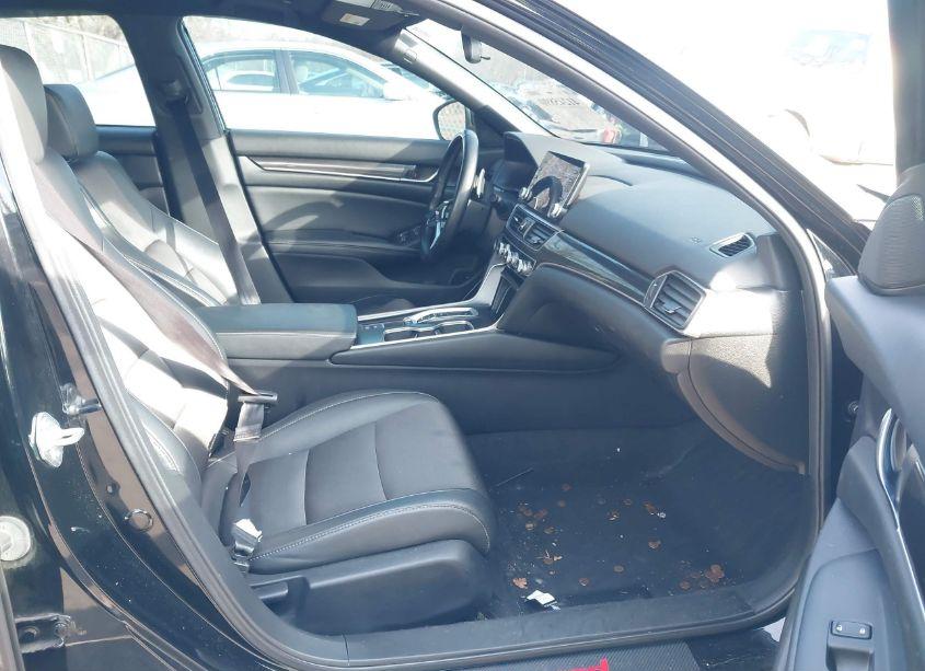 Photo 5 of 2021 Honda Accord SPORT 2.0T (VIN 1HGCV2F37MA018931)