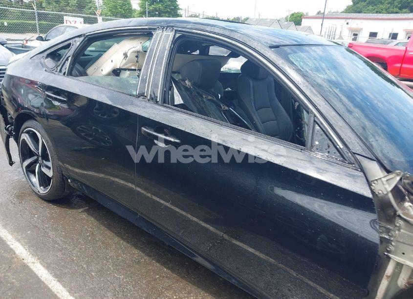 Photo 14 of 2021 Honda Accord SPORT 2.0T (VIN 1HGCV2F37MA023305)