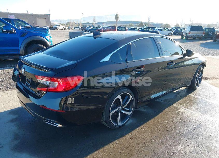 Photo 4 of 2022 Honda Accord SPORT 2.0T (VIN 1HGCV2F37NA000625)