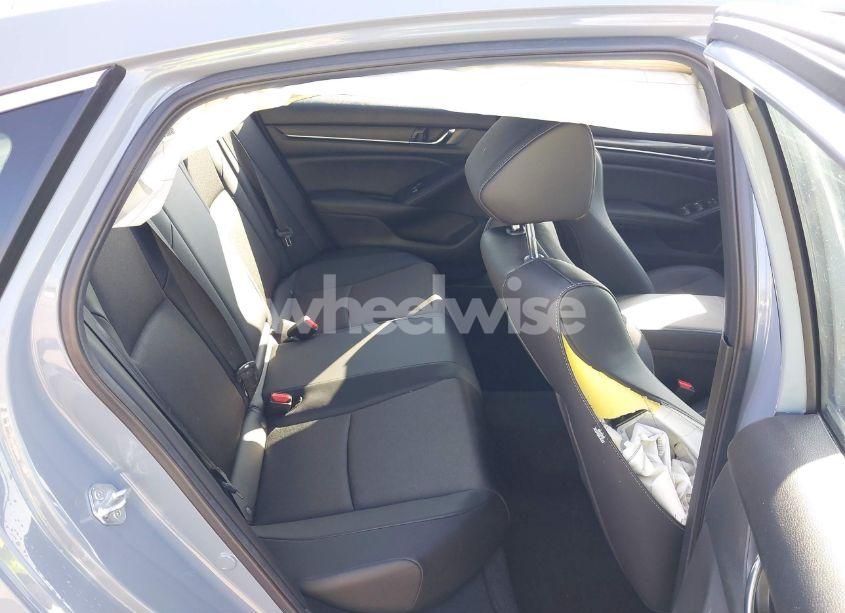 Photo 8 of 2022 Honda Accord SPORT 2.0T (VIN 1HGCV2F37NA025086)