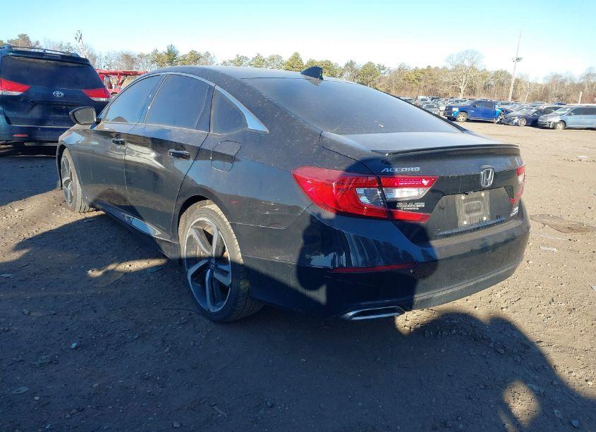 Photo 3 of 2018 Honda Accord SPORT 2.0T (VIN 1HGCV2F38JA014687)