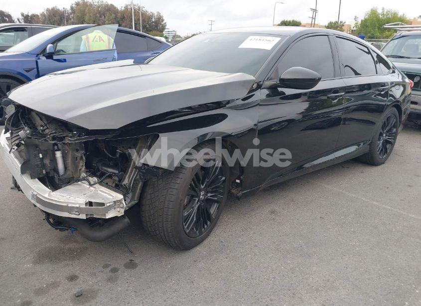 Photo 2 of 2020 Honda Accord SPORT 2.0T (VIN 1HGCV2F38LA012425)