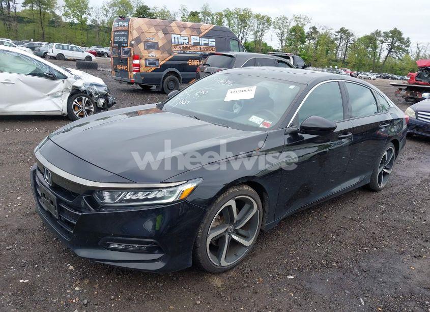 Photo 2 of 2020 Honda Accord SPORT 2.0T (VIN 1HGCV2F38LA023487)