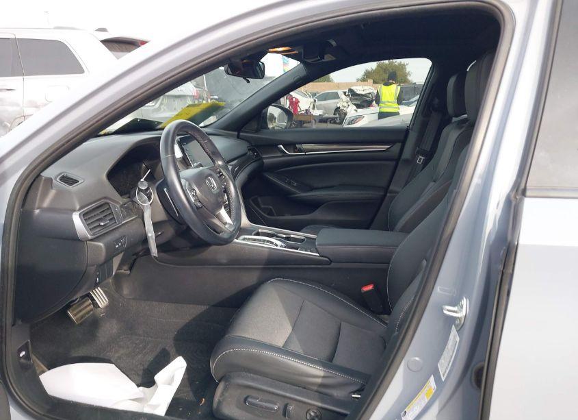 Photo 5 of 2021 Honda Accord SPORT 2.0T (VIN 1HGCV2F38MA029808)