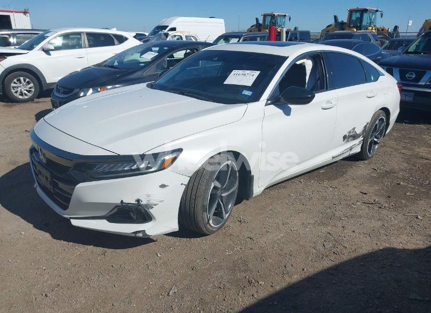 Photo 2 of 2021 Honda Accord SPORT 2.0T (VIN 1HGCV2F38MA031882)