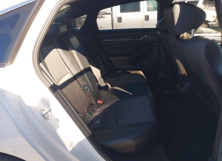 Photo 8 of 2022 Honda Accord SPORT 2.0T (VIN 1HGCV2F38NA007714)