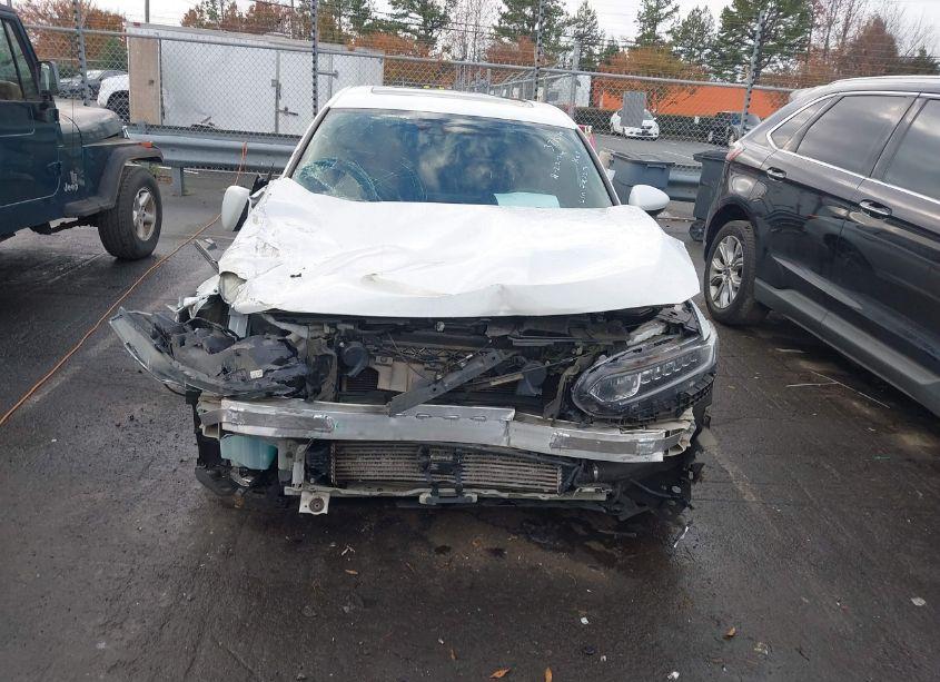 Photo 13 of 2018 Honda Accord SPORT 2.0T (VIN 1HGCV2F39JA008123)