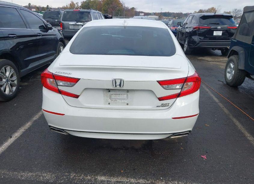 Photo 17 of 2018 Honda Accord SPORT 2.0T (VIN 1HGCV2F39JA008123)