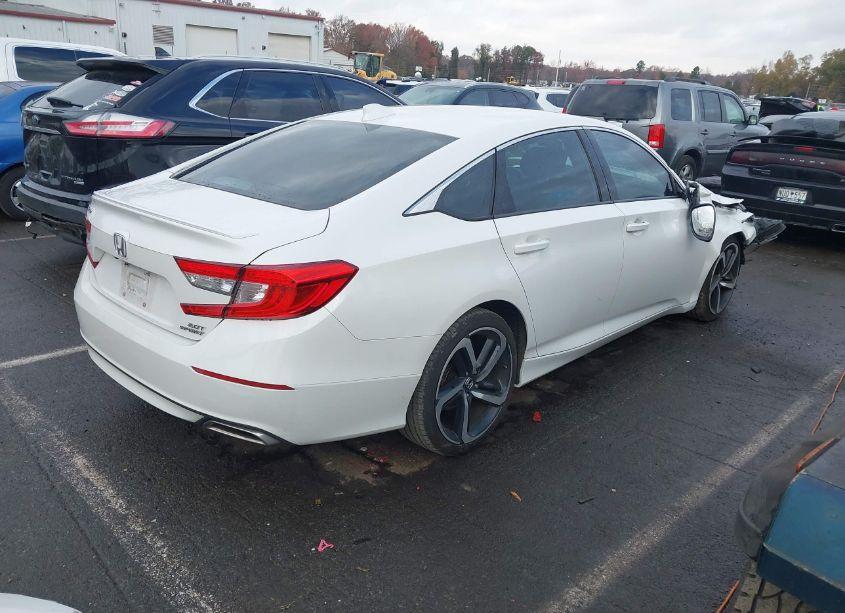 Photo 4 of 2018 Honda Accord SPORT 2.0T (VIN 1HGCV2F39JA008123)