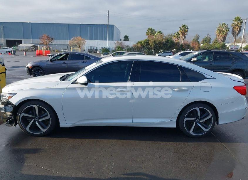 Photo 15 of 2018 Honda Accord SPORT 2.0T (VIN 1HGCV2F39JA017551)