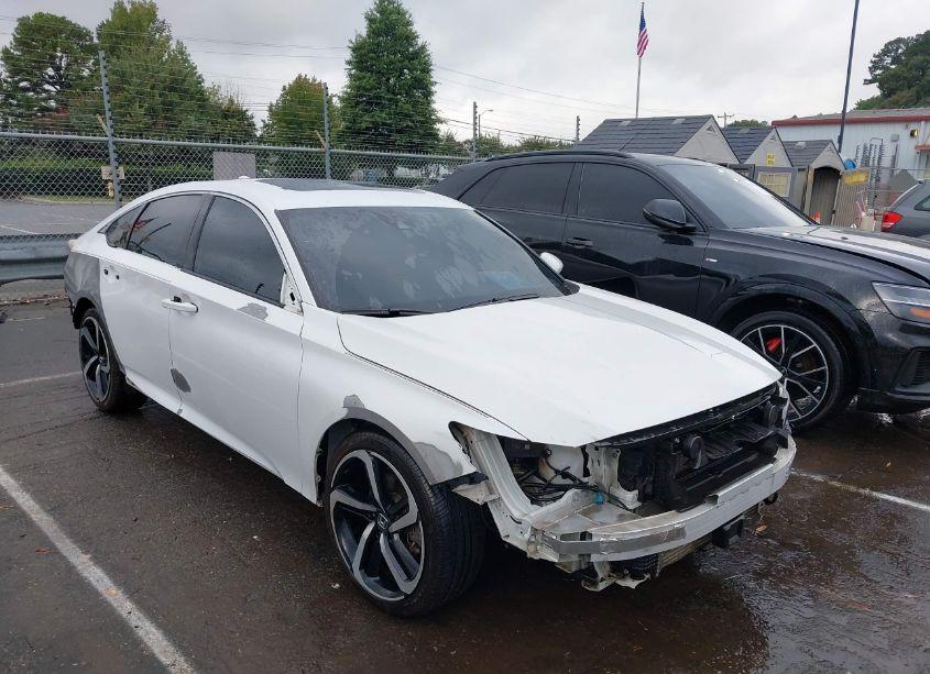 2018 Honda Accord SPORT 2.0T (VIN 1HGCV2F39JA036696) main photo
