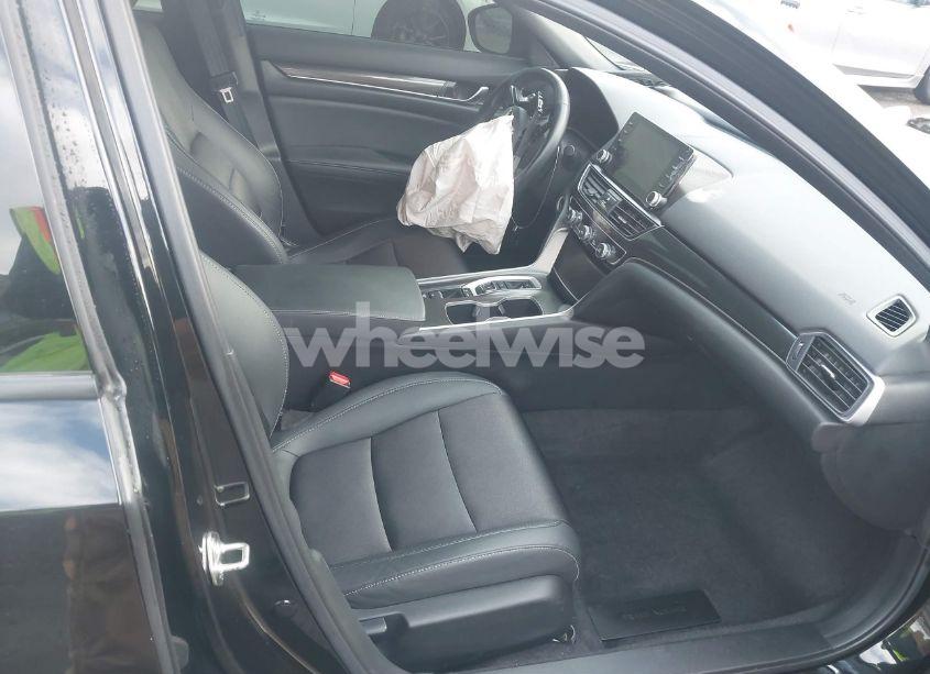 Photo 5 of 2020 Honda Accord SPORT 2.0T (VIN 1HGCV2F39LA007444)