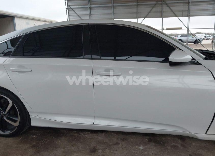 Photo 13 of 2020 Honda Accord SPORT 2.0T (VIN 1HGCV2F39LA027256)