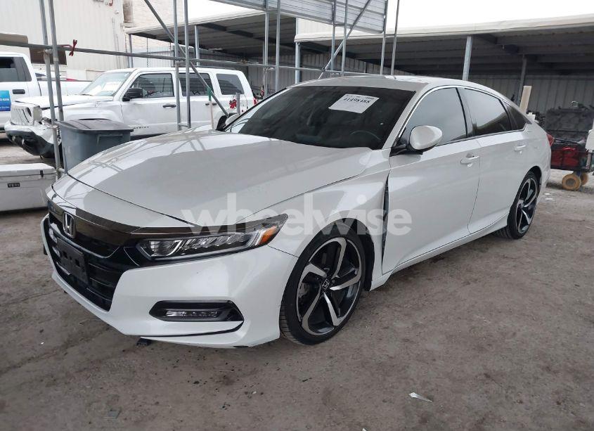 Photo 2 of 2020 Honda Accord SPORT 2.0T (VIN 1HGCV2F39LA027256)