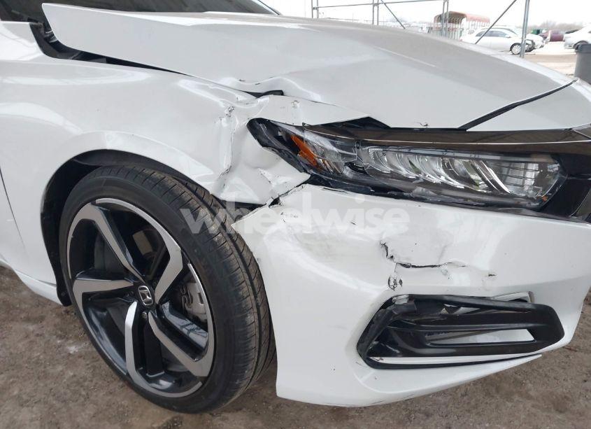 Photo 6 of 2020 Honda Accord SPORT 2.0T (VIN 1HGCV2F39LA027256)