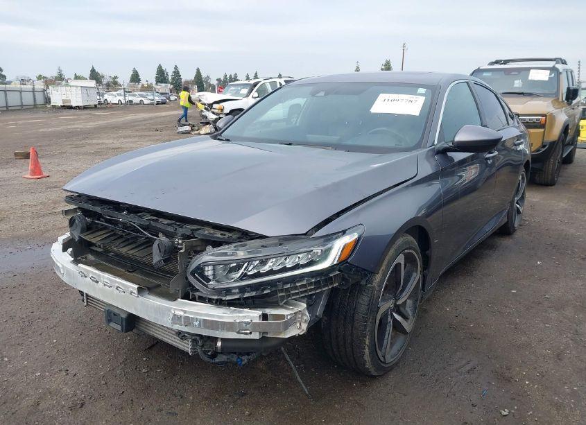 Photo 2 of 2020 Honda Accord SPORT 2.0T (VIN 1HGCV2F39LA028830)