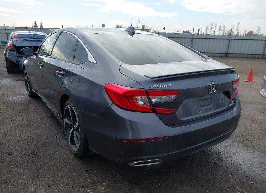 Photo 3 of 2020 Honda Accord SPORT 2.0T (VIN 1HGCV2F39LA028830)