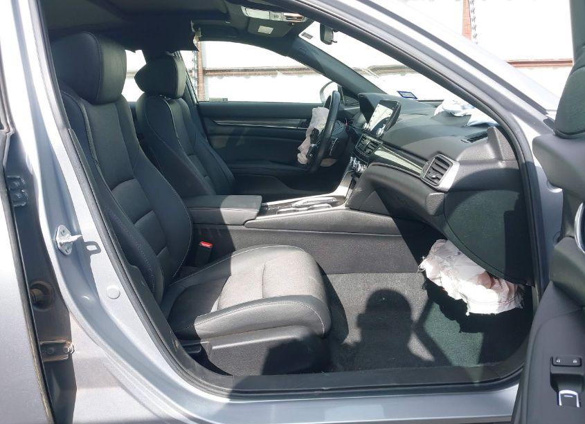 Photo 5 of 2021 Honda Accord SPORT 2.0T (VIN 1HGCV2F39MA011723)