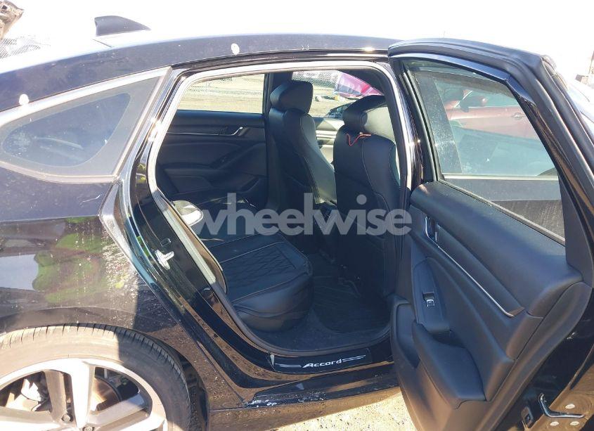 Photo 8 of 2022 Honda Accord SPORT 2.0T (VIN 1HGCV2F39NA006314)