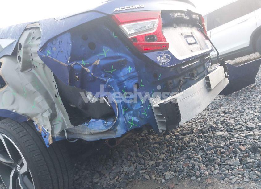 Photo 6 of 2022 Honda Accord SPORT 2.0T (VIN 1HGCV2F39NA010962)