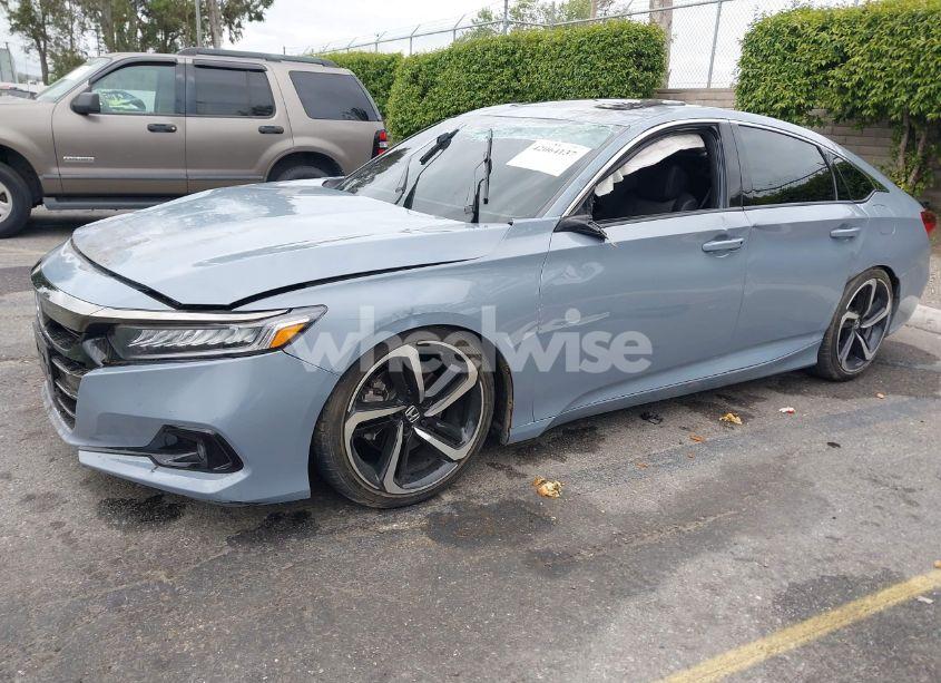 Photo 2 of 2022 Honda Accord SPORT 2.0T (VIN 1HGCV2F39NA011996)
