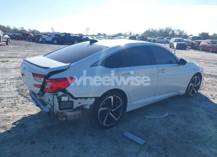 Photo 4 of 2022 Honda Accord SPORT 2.0T (VIN 1HGCV2F39NA013733)