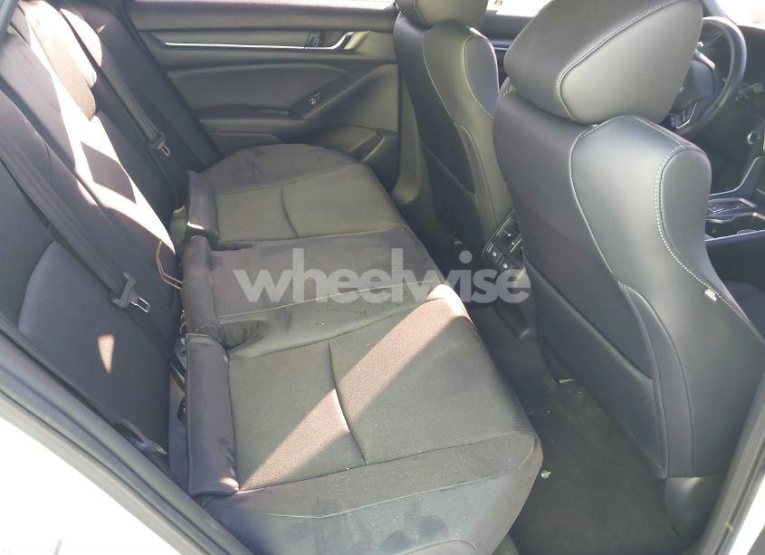 Photo 8 of 2022 Honda Accord SPORT 2.0T (VIN 1HGCV2F39NA013733)