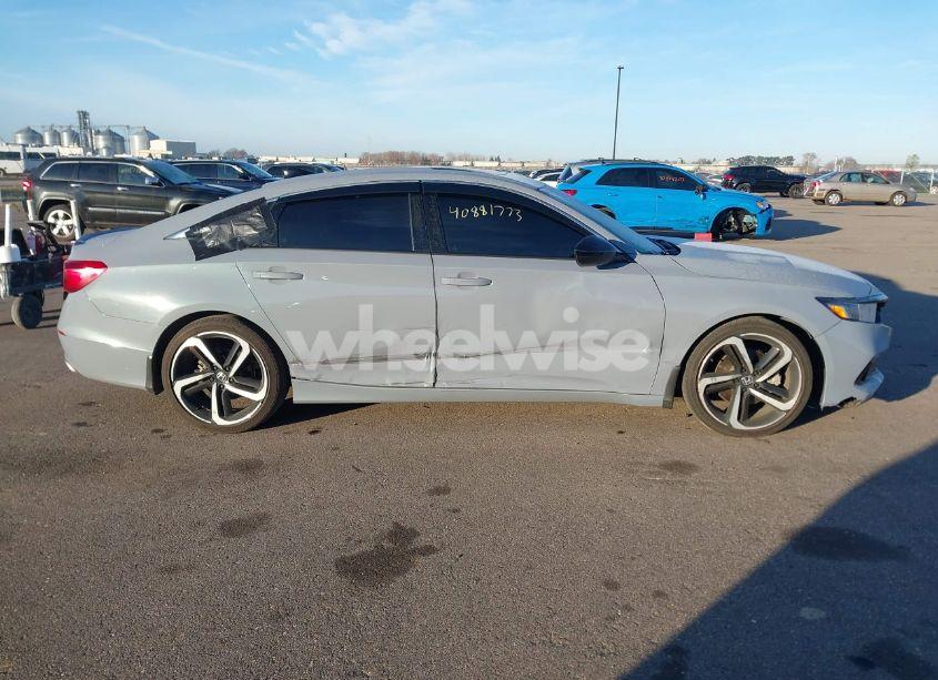 Photo 13 of 2022 Honda Accord SPORT 2.0T (VIN 1HGCV2F39NA014963)