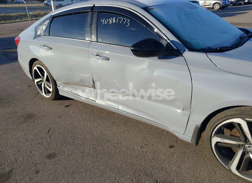 Photo 6 of 2022 Honda Accord SPORT 2.0T (VIN 1HGCV2F39NA014963)