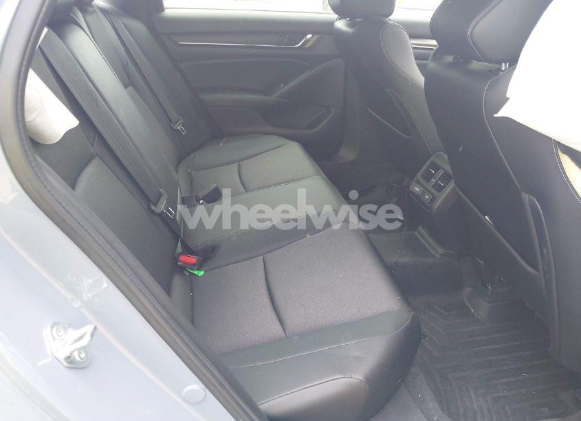 Photo 8 of 2022 Honda Accord SPORT 2.0T (VIN 1HGCV2F39NA016325)