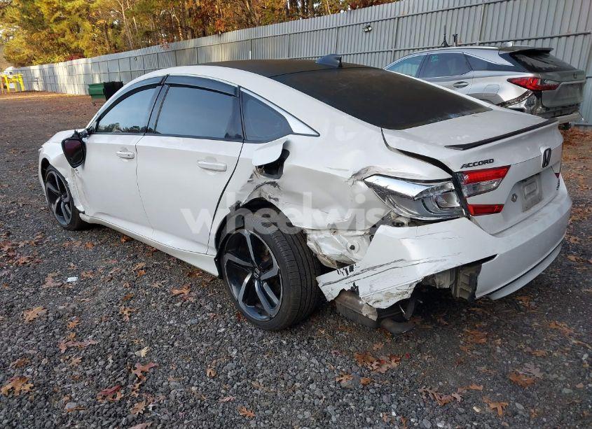 Photo 6 of 2018 Honda Accord SPORT 2.0T (VIN 1HGCV2F3XJA018840)