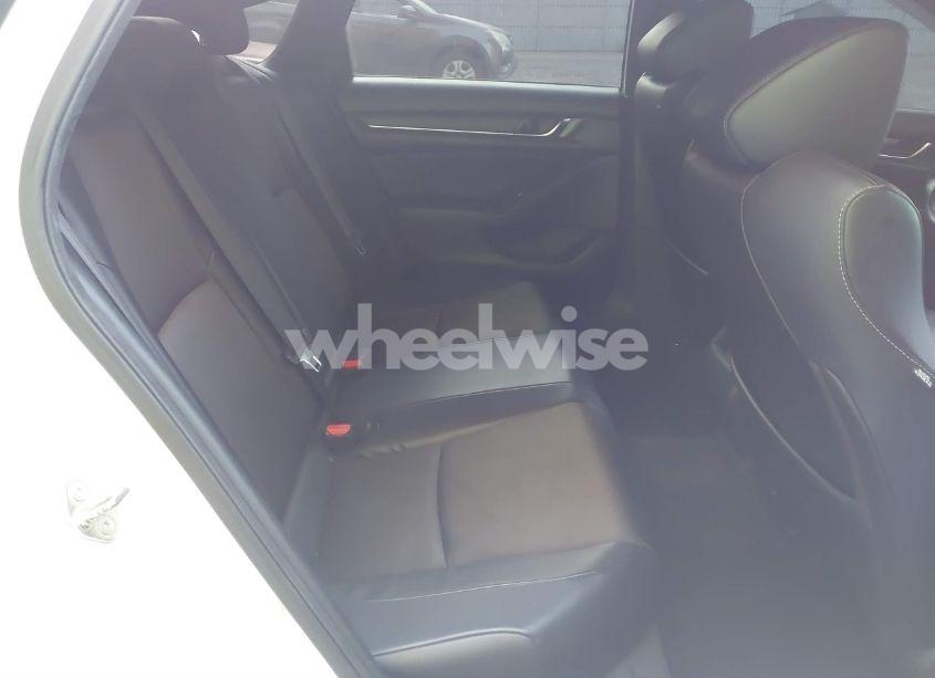 Photo 8 of 2018 Honda Accord SPORT 2.0T (VIN 1HGCV2F3XJA018840)