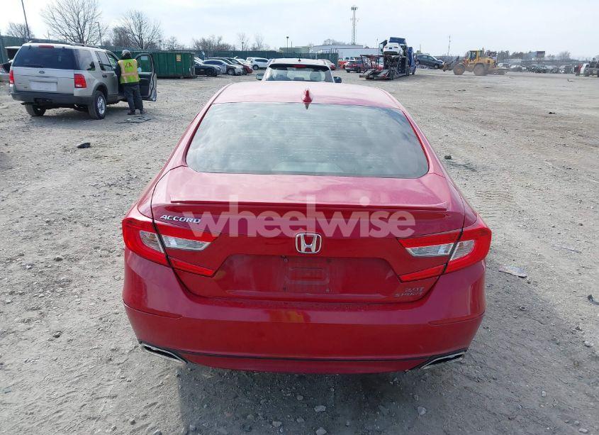 Photo 17 of 2018 Honda Accord SPORT 2.0T (VIN 1HGCV2F3XJA037601)