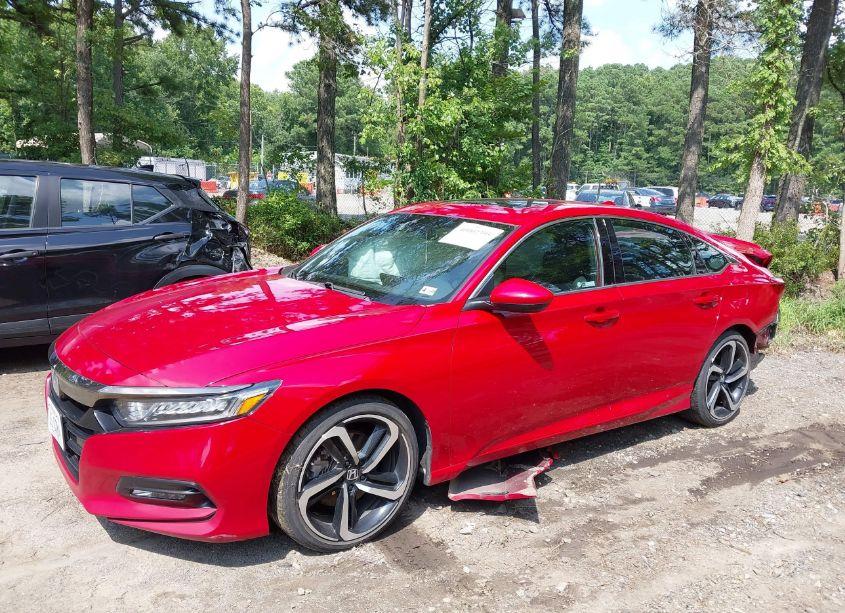 Photo 2 of 2019 Honda Accord SPORT 2.0T (VIN 1HGCV2F3XKA005393)