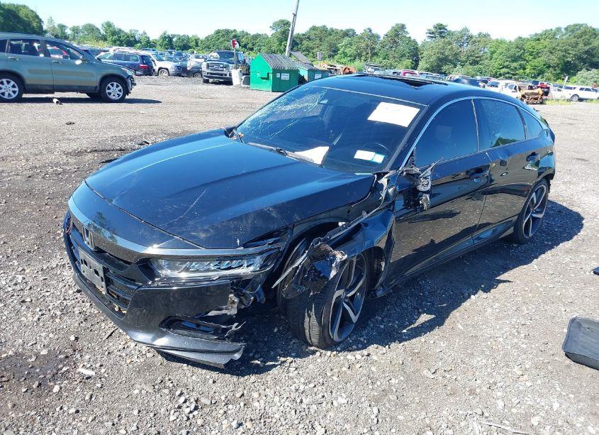 Photo 2 of 2020 Honda Accord SPORT 2.0T (VIN 1HGCV2F3XLA007372)