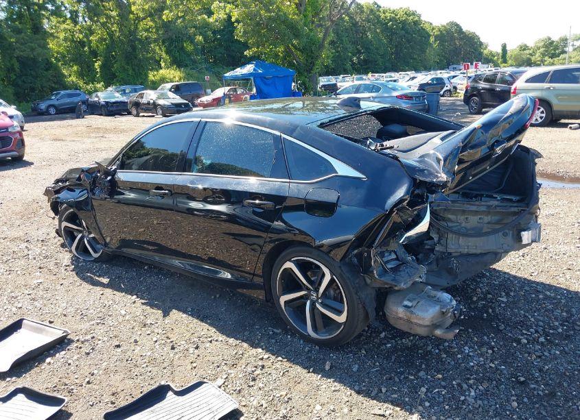 Photo 3 of 2020 Honda Accord SPORT 2.0T (VIN 1HGCV2F3XLA007372)