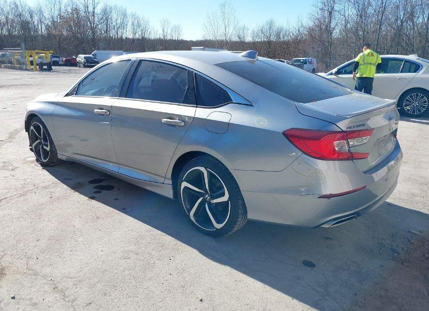 Photo 3 of 2020 Honda Accord SPORT 2.0T (VIN 1HGCV2F3XLA010028)