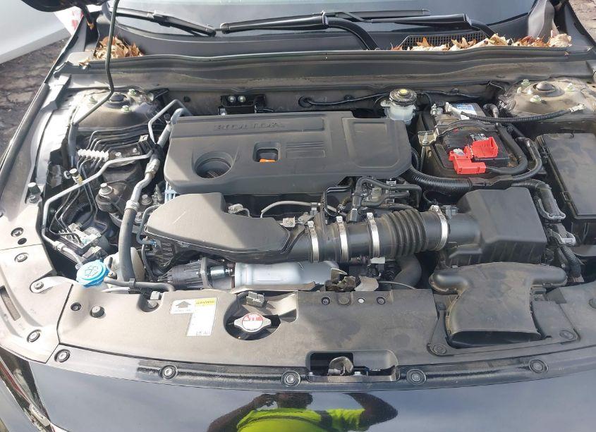 Photo 10 of 2022 Honda Accord SPORT 2.0T (VIN 1HGCV2F3XNA000604)