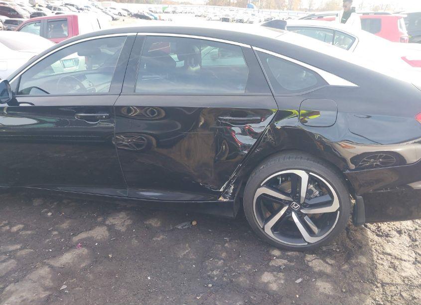 Photo 6 of 2022 Honda Accord SPORT 2.0T (VIN 1HGCV2F3XNA000604)